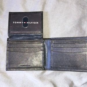 Tommy Hilfiger wallet (genuine leather)